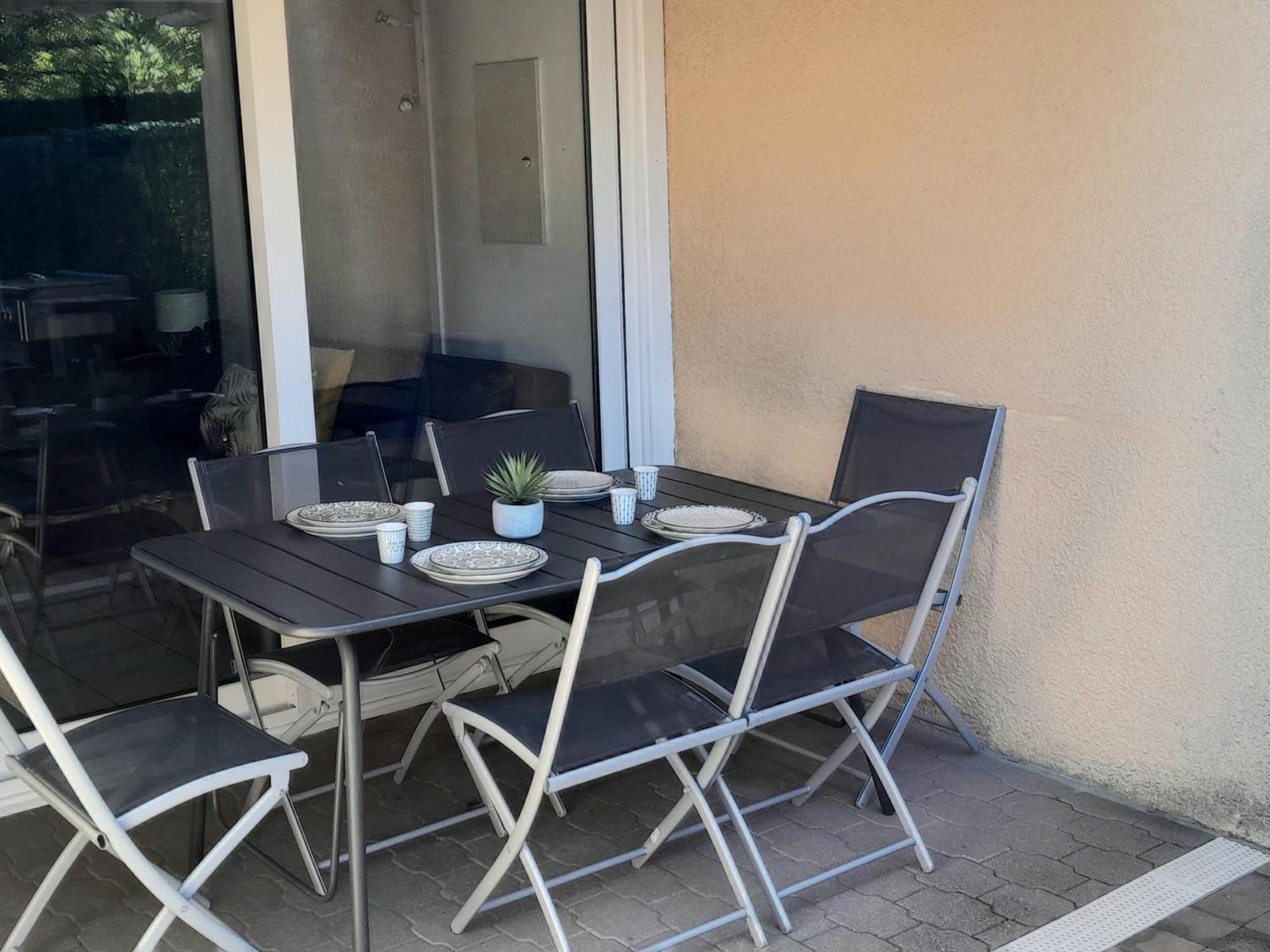 Charmante Villa Patio Avec Terrasse : Proche Plages Et Centre, Ideale Pour 4 Personnes - Fr-1-239-789 Капбретон Екстер'єр фото